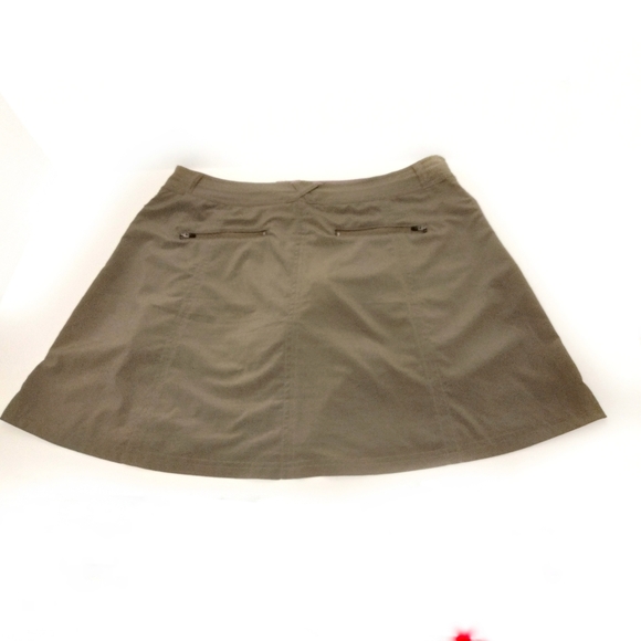 LL BEAN Comfort Trail Hiking Skort Swirl T… - Picture 8 of 10